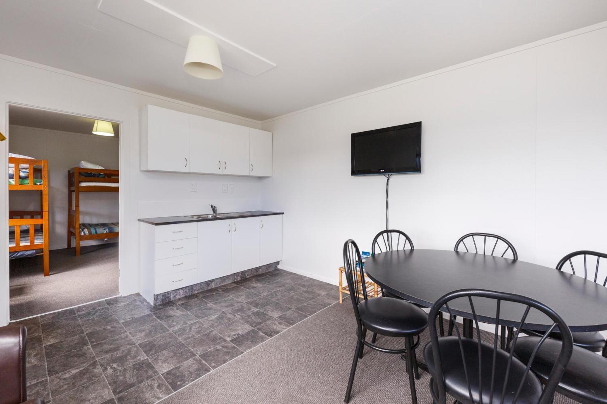 Foxton Beach Holiday Park Esterno foto