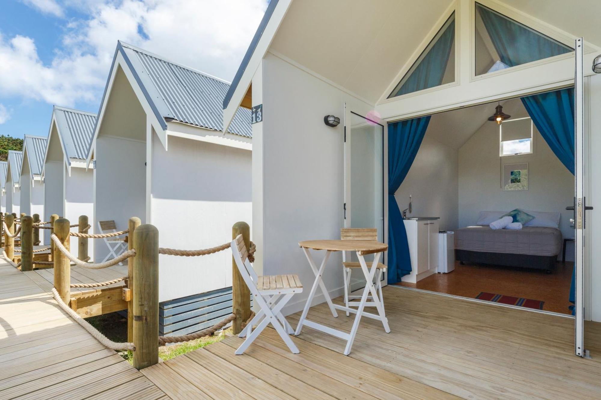 Foxton Beach Holiday Park Esterno foto